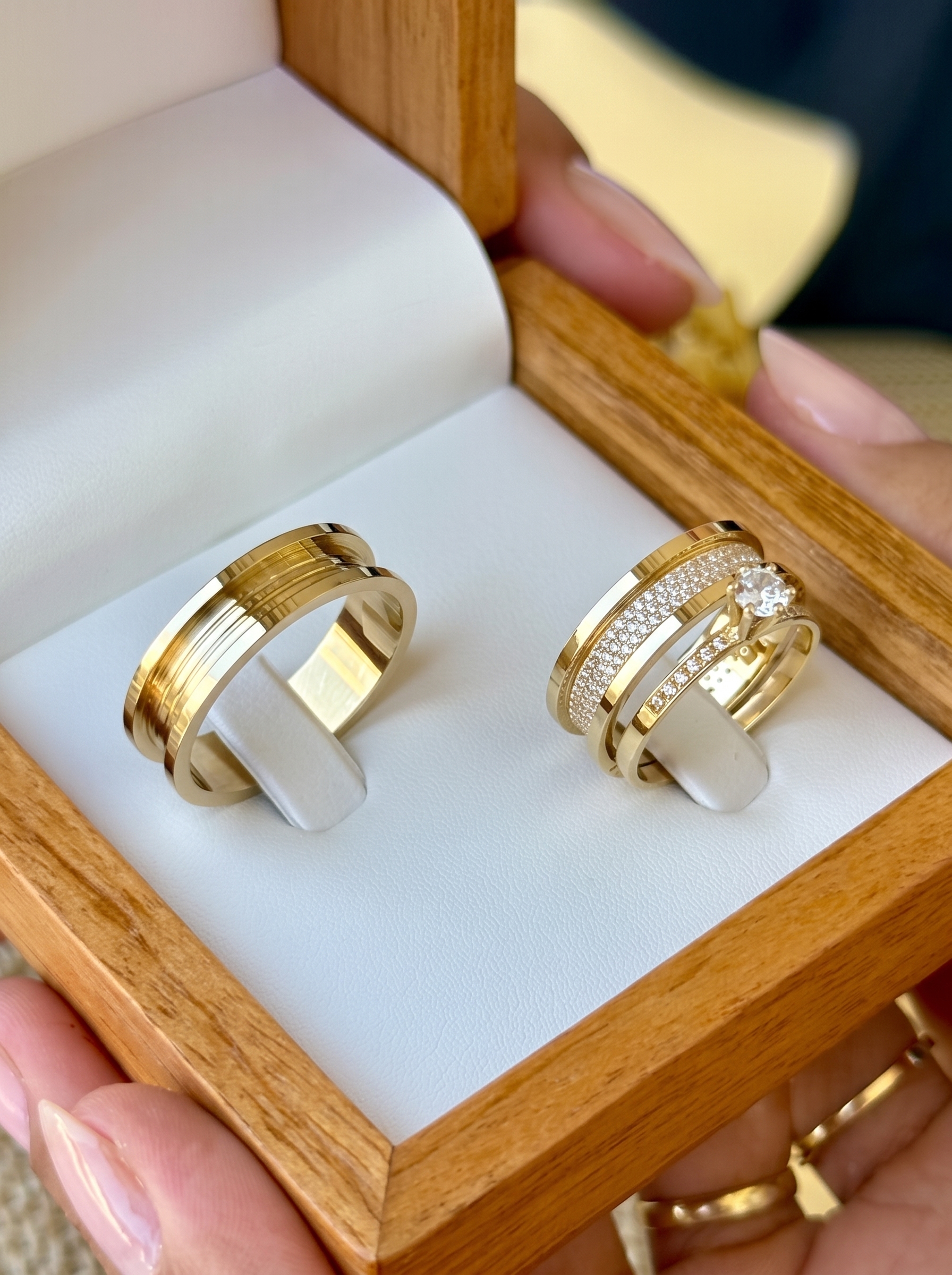 Alianças de casamento em Ouro 18k - Modelo Centelha - Cód. 1021 - Imagem 2